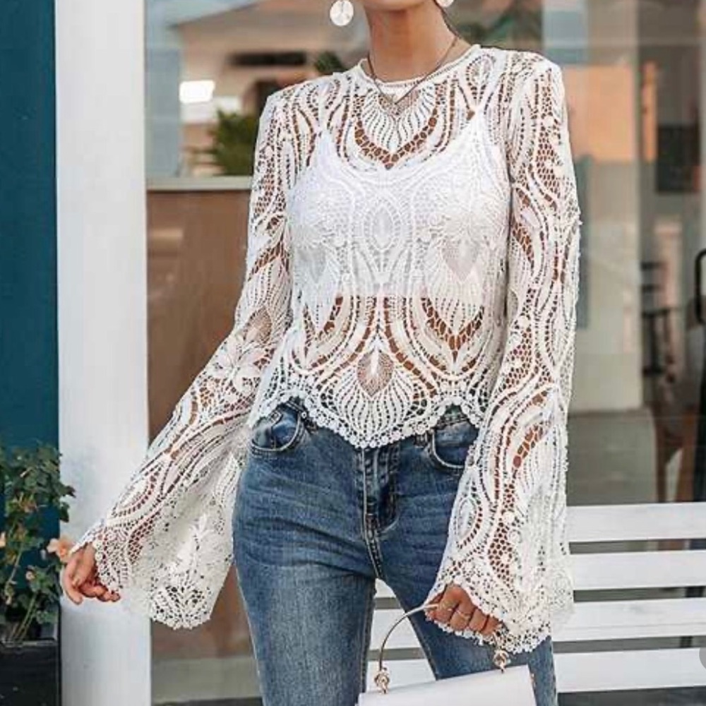/MARIGOLD/ Stunning Crochet Lace Top